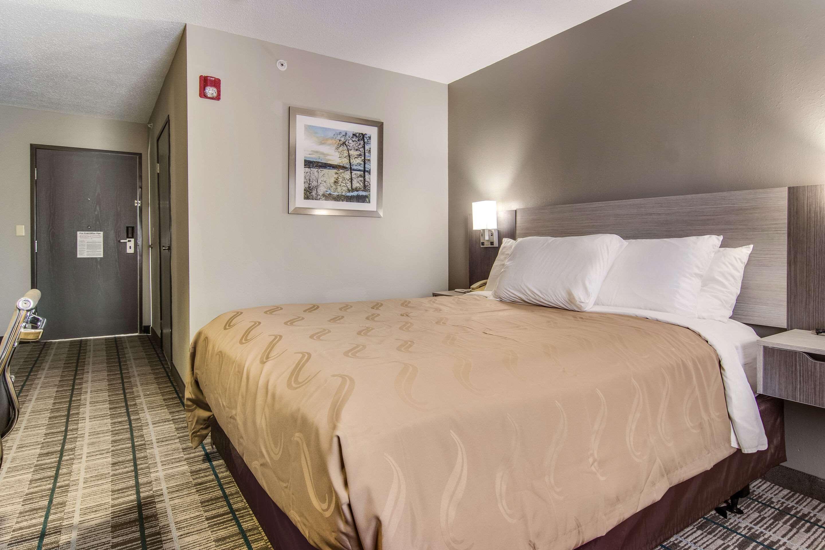 Monroe Heights Grove City Ngoại thất bức ảnh