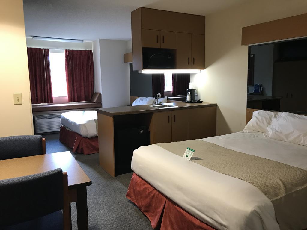 Monroe Heights Grove City Ngoại thất bức ảnh