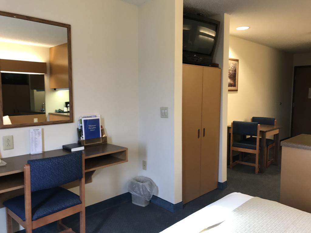 Monroe Heights Grove City Ngoại thất bức ảnh